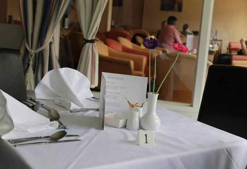 Отель Westhill Country