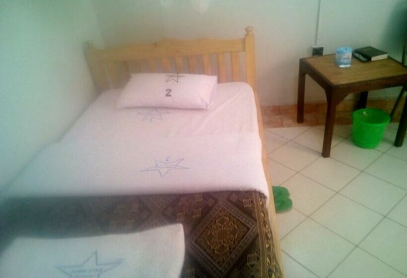 تختخواب و صبحانه Nyeri Star Rest And Lodge