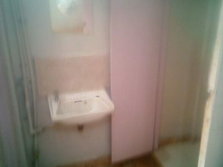 تختخواب و صبحانه Nyeri Star Rest And Lodge