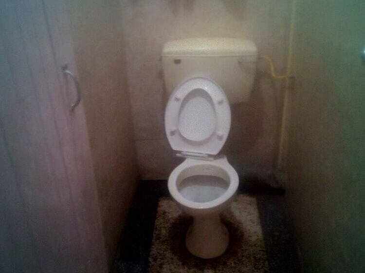 تختخواب و صبحانه Nyeri Star Rest And Lodge