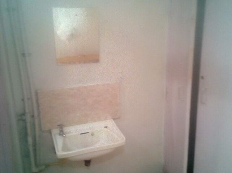 تختخواب و صبحانه Nyeri Star Rest And Lodge