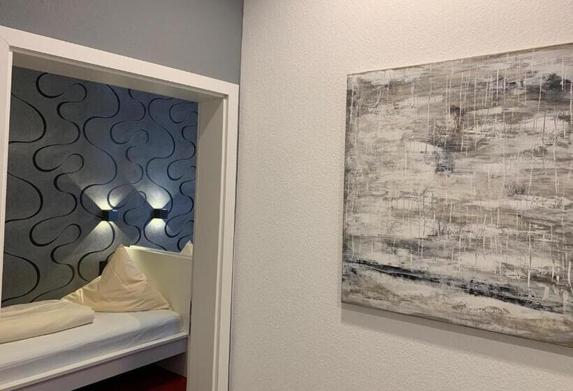 هتل B54 Heidelberg City Center