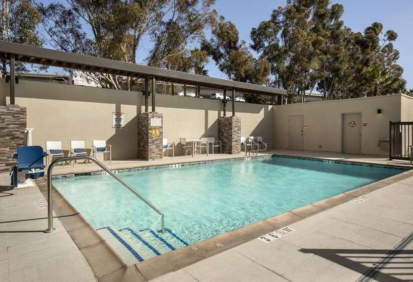 Отель Home2 Suites By Hilton Redlands Loma Linda