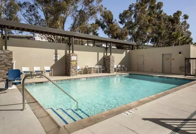 Hotelli Home2 Suites By Hilton Redlands Loma Linda