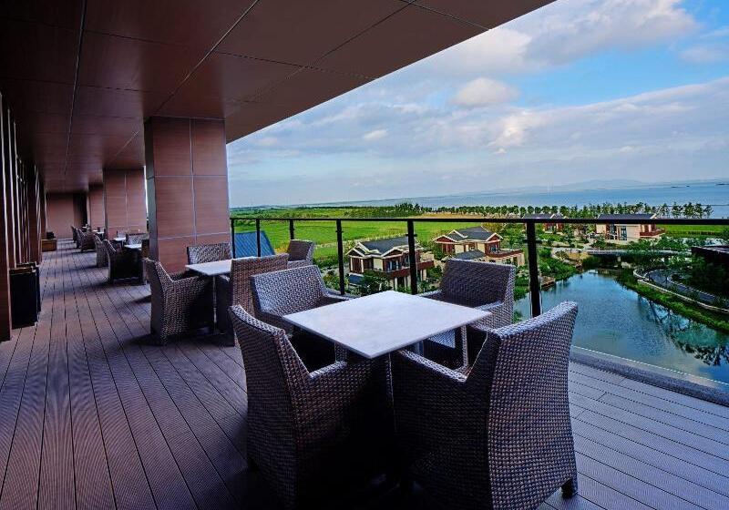 호텔 Hualuxe Suzhou Bay Hot Spring Resort, An Ihg