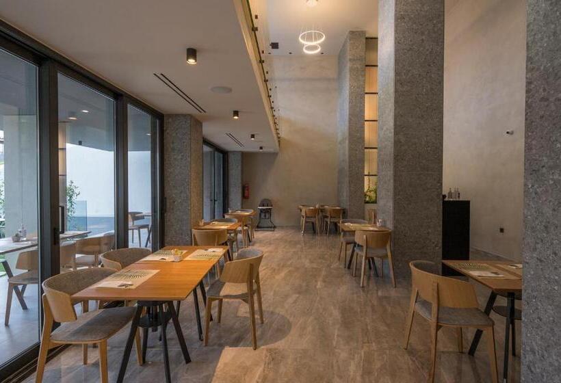 Hyperion City Hotel & Spa