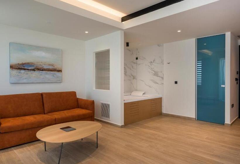 Hyperion City Hotel & Spa