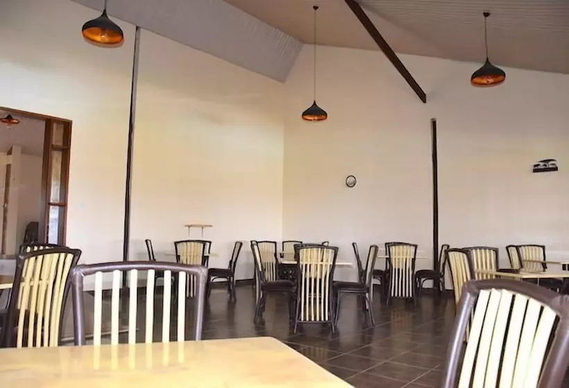 Hotel Starling Bird Resort