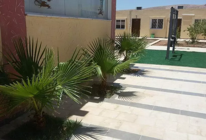 هتل Summer Bay Resort