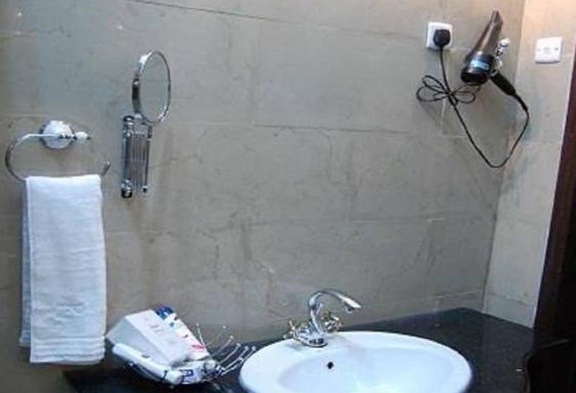 هتل The Prestige Villa Kano