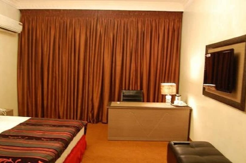 هتل The Prestige Villa Kano