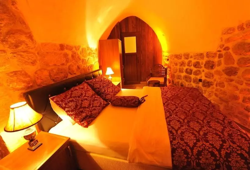 Kadim Otel