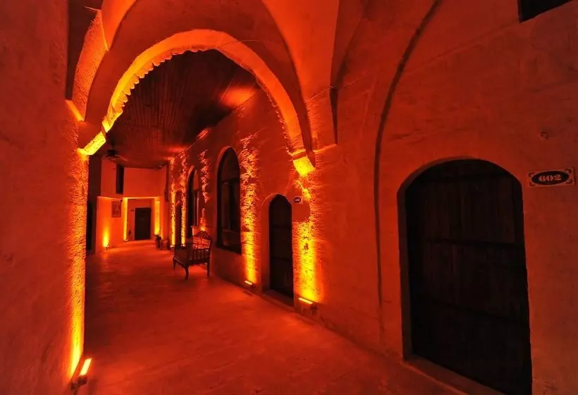 Kadim Otel