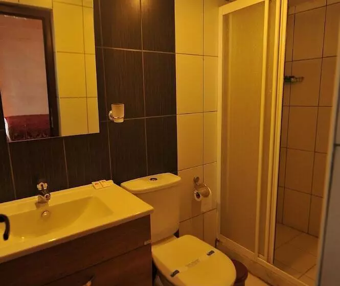 Kadim Otel