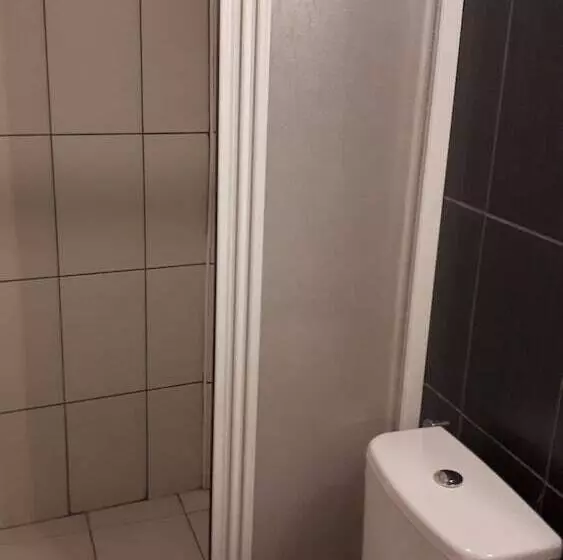Kadim Otel