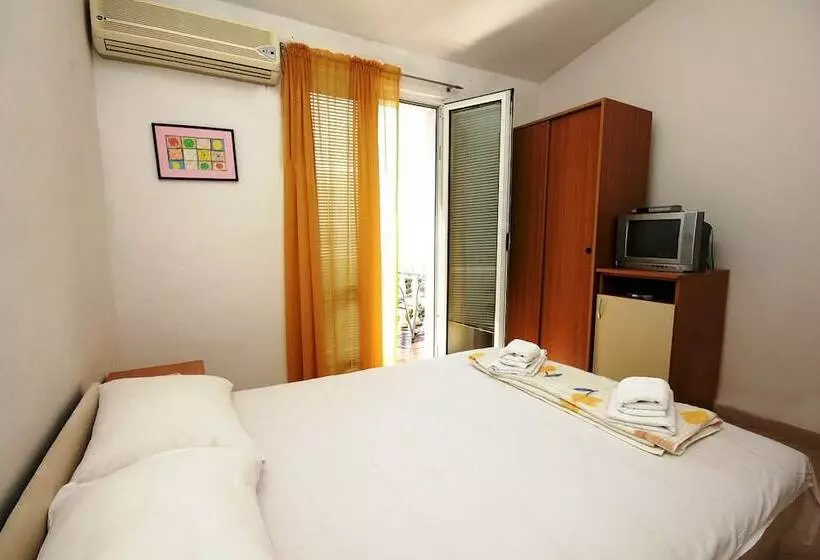 پانسیون Apartments Aleksandar