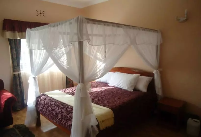 پانسیون Meg's Guest House