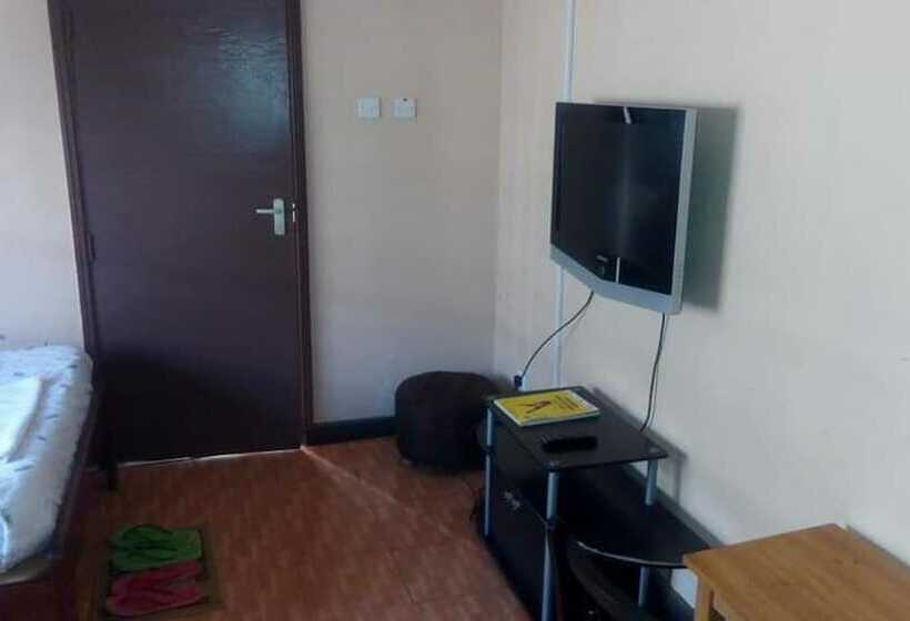 بنسيون Meg's Guest House