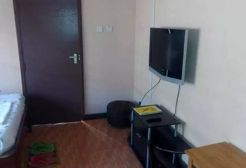 پانسیون Meg's Guest House