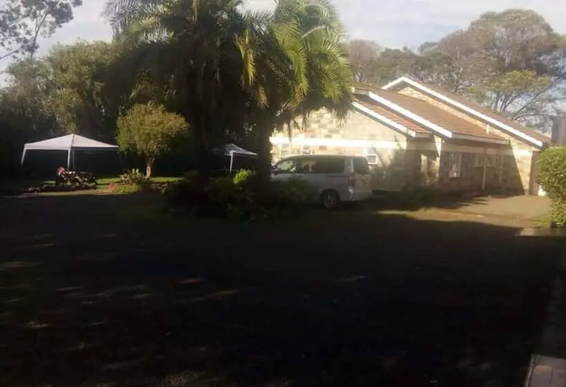 پانسیون Meg's Guest House