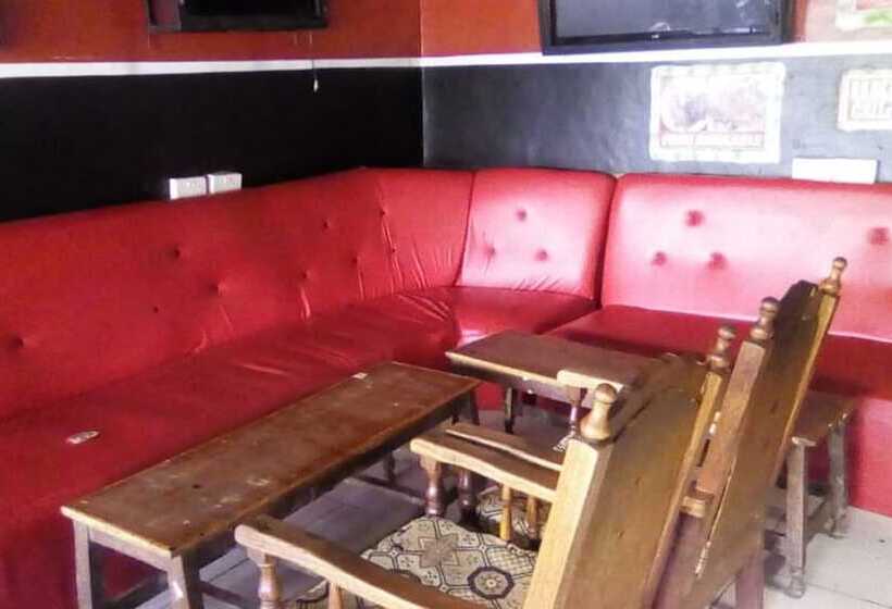 پانسیون Sailors