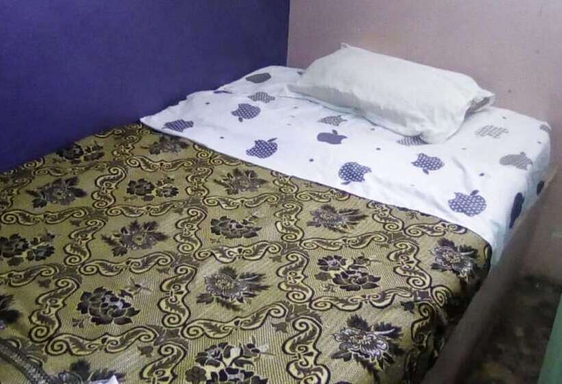 پانسیون Sailors