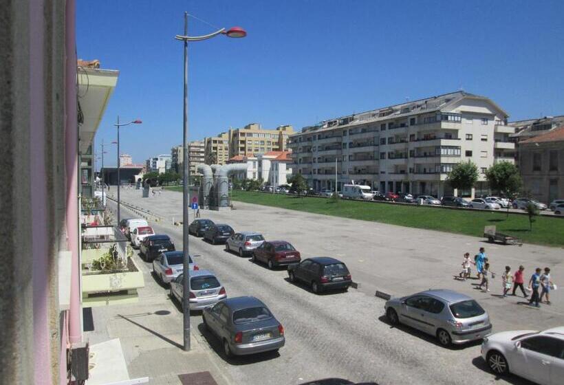 Пансион Why Not Guest House Espinho