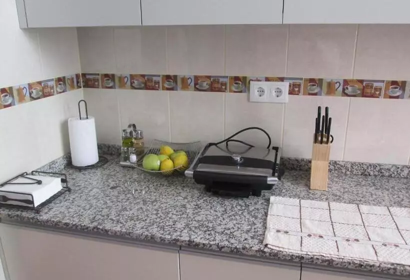 Majatalo Why Not Guest House Espinho