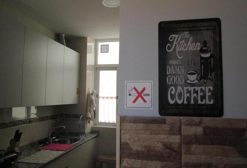 Пансион Why Not Guest House Espinho