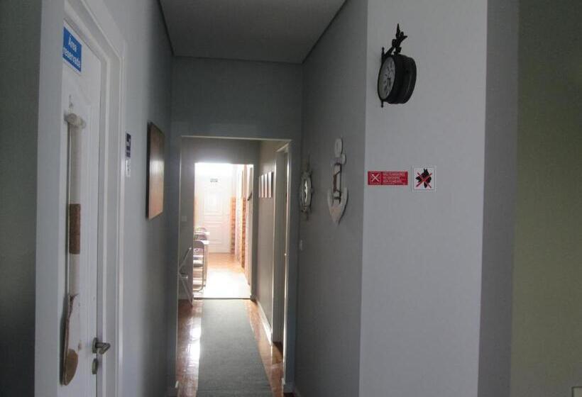 Пансион Why Not Guest House Espinho