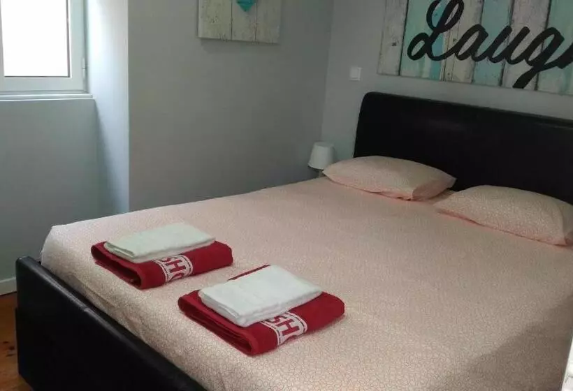 Majatalo Why Not Guest House Espinho