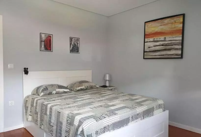 Majatalo Why Not Guest House Espinho