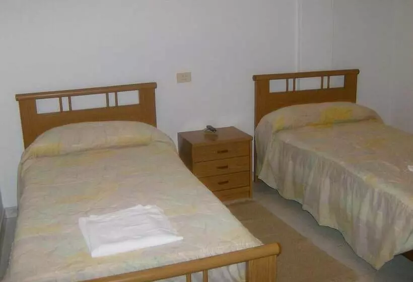 ペンション Hostal Monterredondo