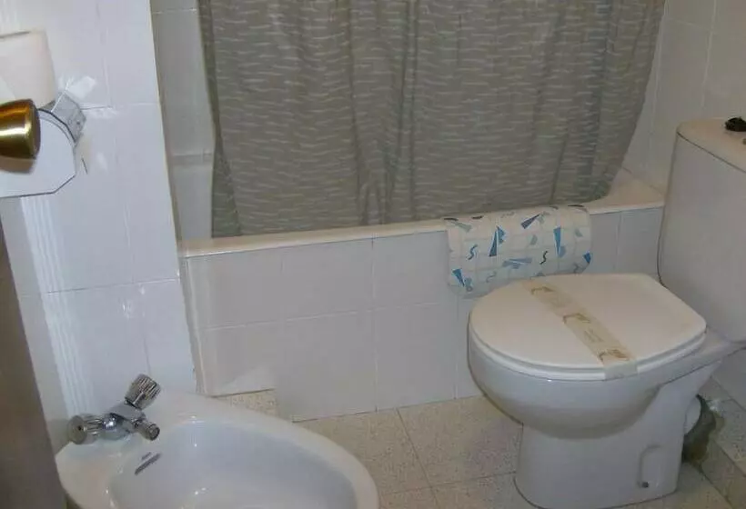 ペンション Hostal Monterredondo