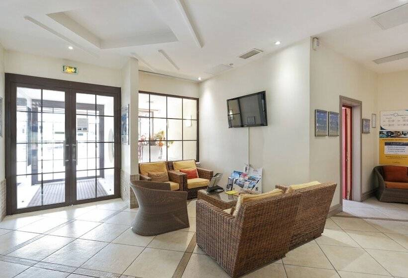 P&v Residence Saint Laurent Du Var