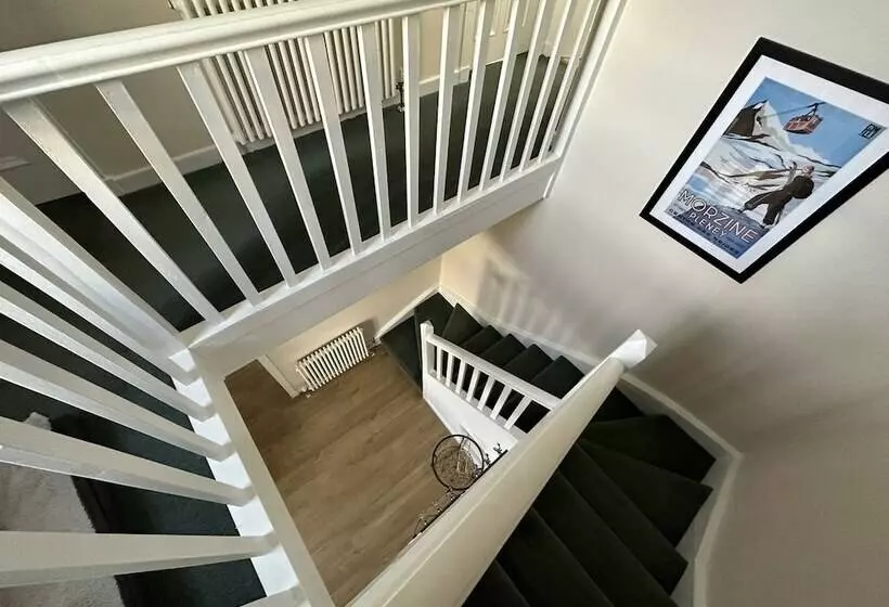 レジデンス Immaculate 3 Bedroom House In Blair Atholl