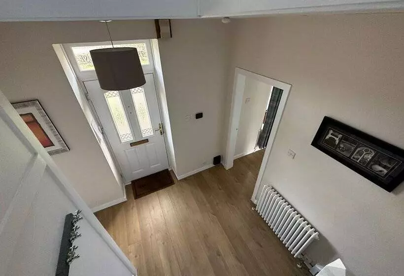 レジデンス Immaculate 3 Bedroom House In Blair Atholl
