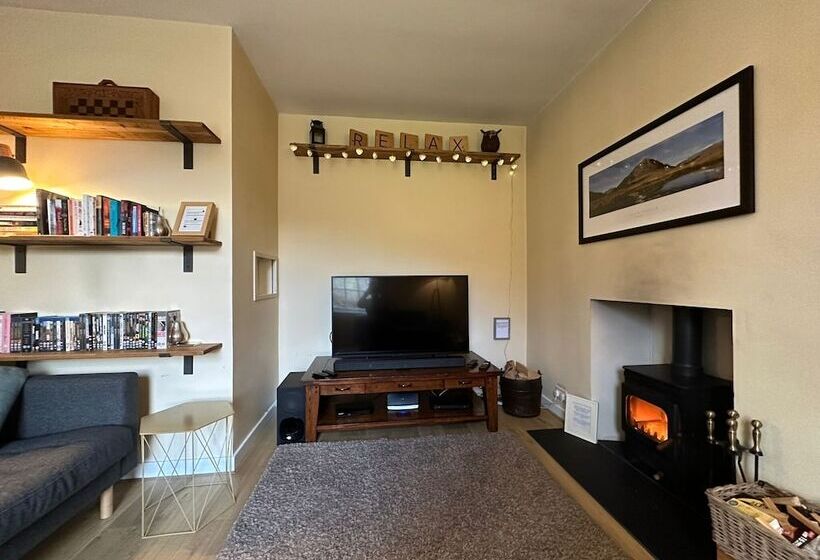 Szálló Immaculate 3 Bedroom House In Blair Atholl