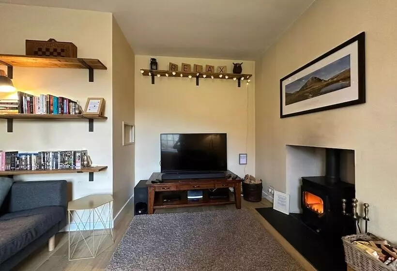 レジデンス Immaculate 3 Bedroom House In Blair Atholl