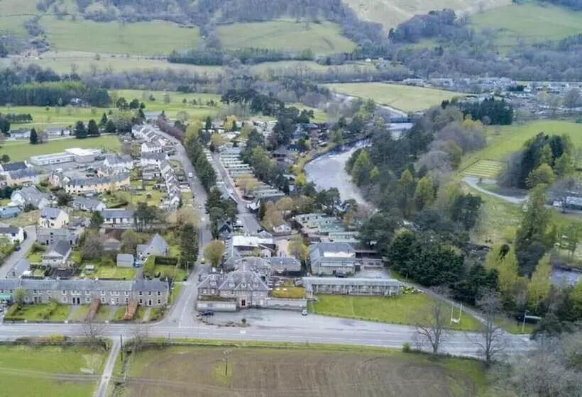 レジデンス Immaculate 3 Bedroom House In Blair Atholl