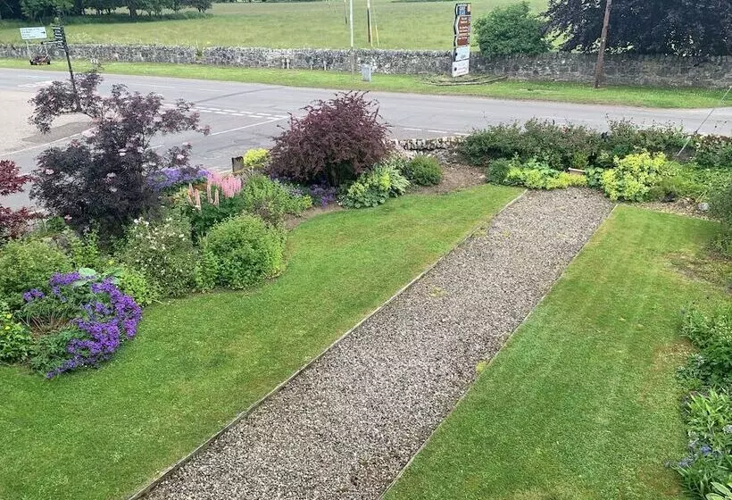 レジデンス Immaculate 3 Bedroom House In Blair Atholl