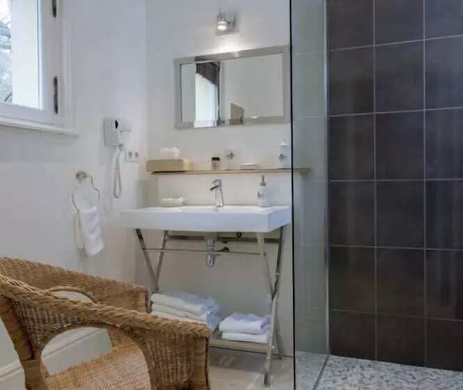 Hotelli Les Buis De Boscherville