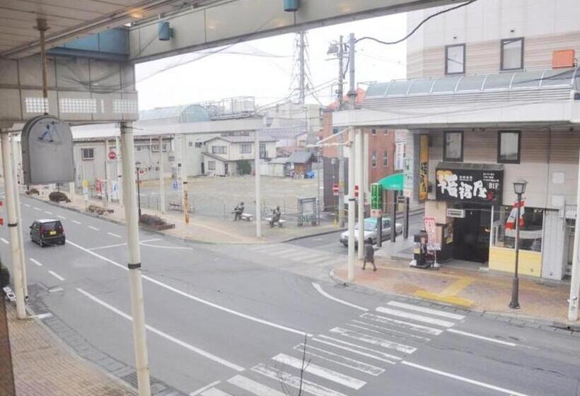 בית מלון כפרי Mizusawa Grand