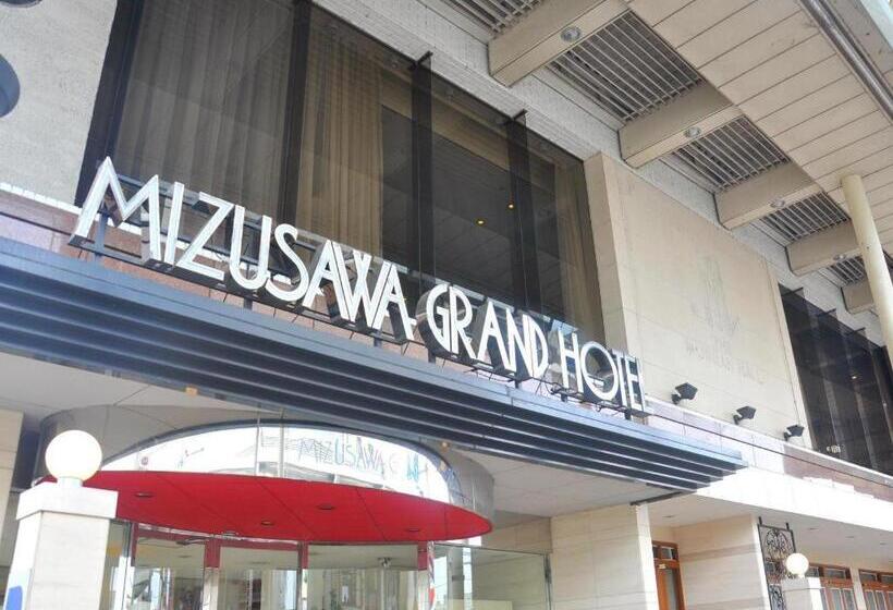 בית מלון כפרי Mizusawa Grand