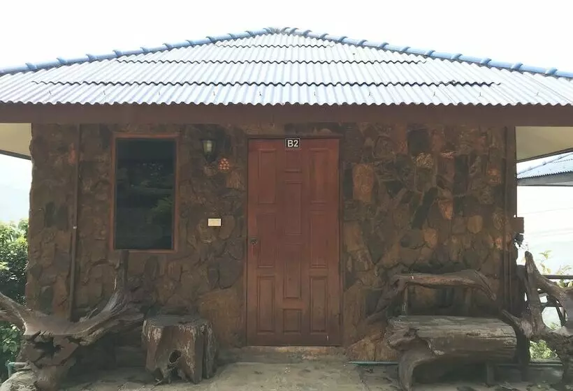 Hotelli Phusawantawansuay Resort