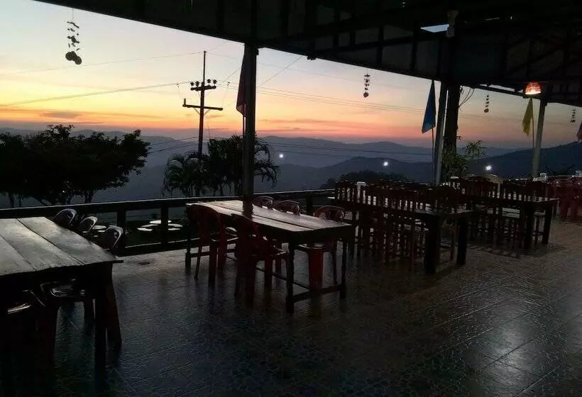 Hotelli Phusawantawansuay Resort