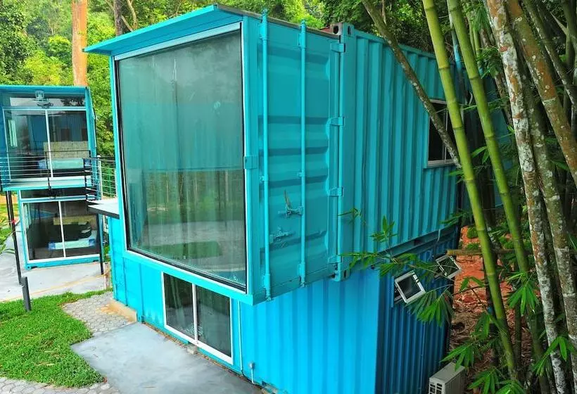 Hotelli Sarang By The Brook