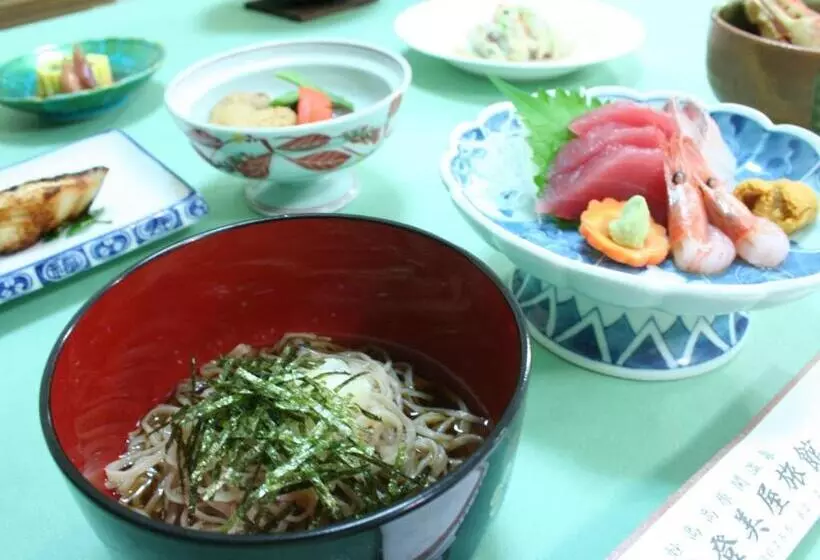 Hotelli Tomiya Ryokan