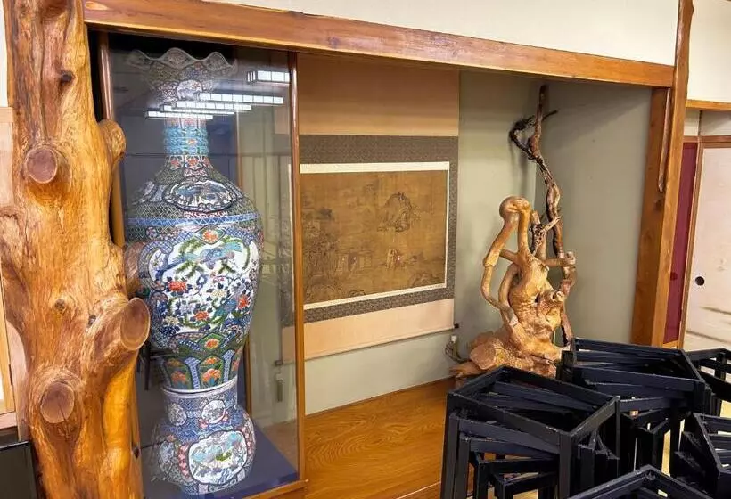 Hotelli Tomiya Ryokan