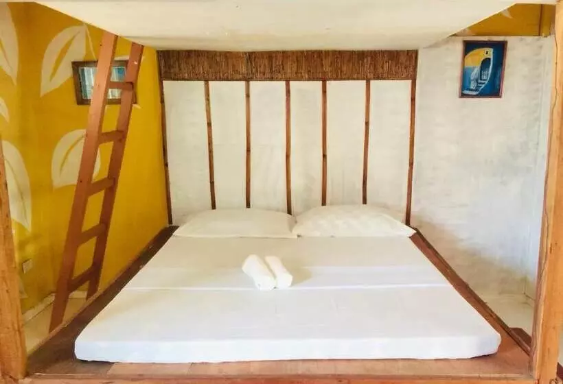 هتل Carabao Backpackers & Guesthouse